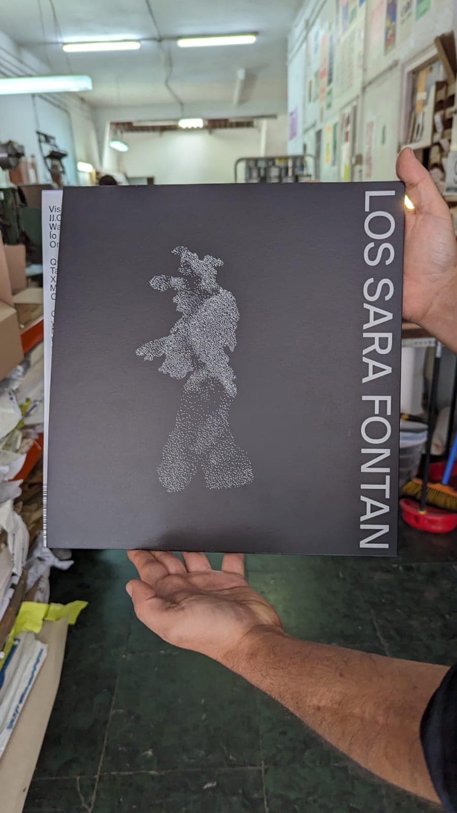 Los Sara Fontan - Queda Pendiente (White Edition Vinyl) - Image 5